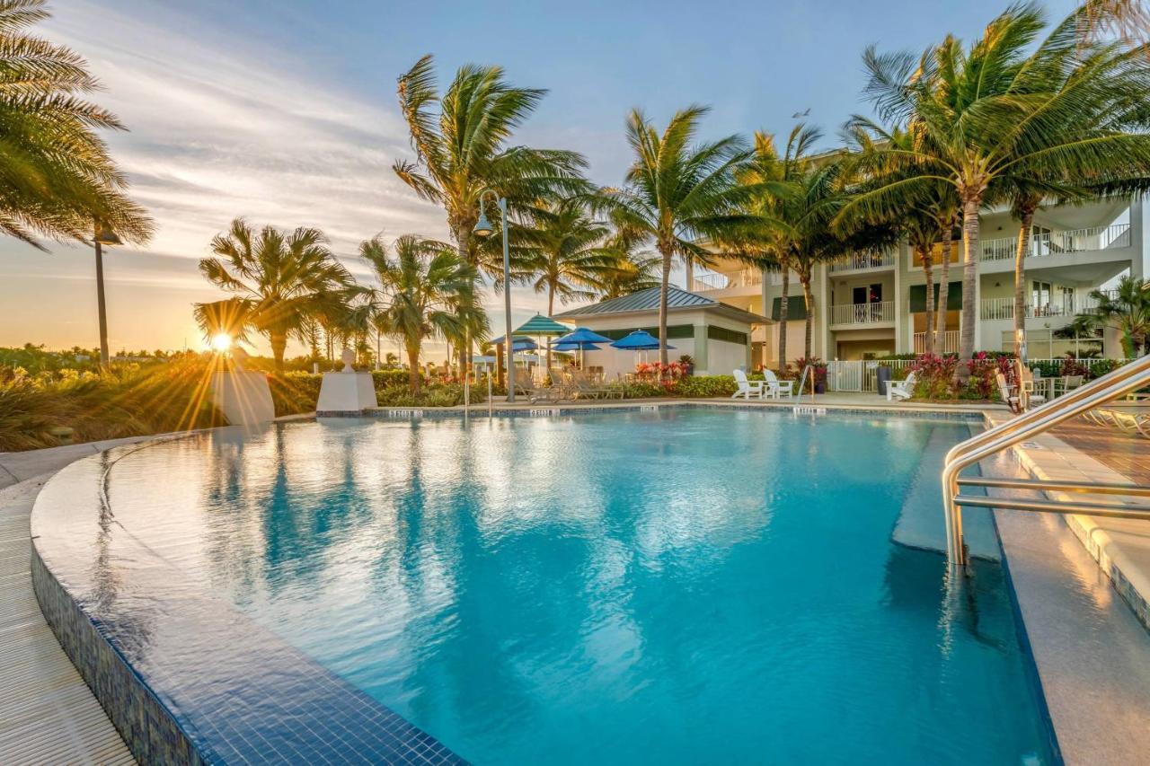 Courtyard By Marriott Faro Blanco Resort Marathon Exterior foto