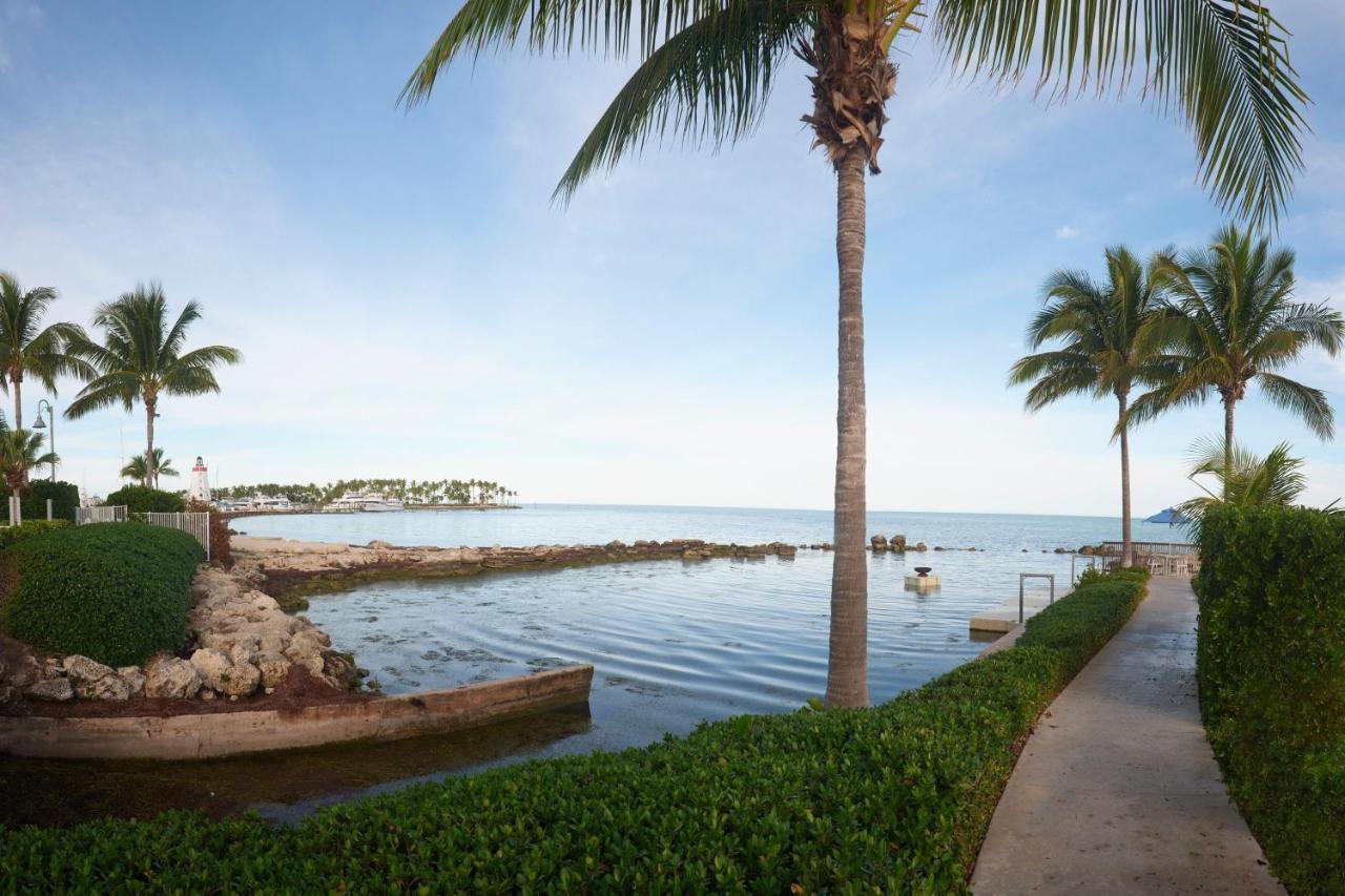 Courtyard By Marriott Faro Blanco Resort Marathon Exterior foto