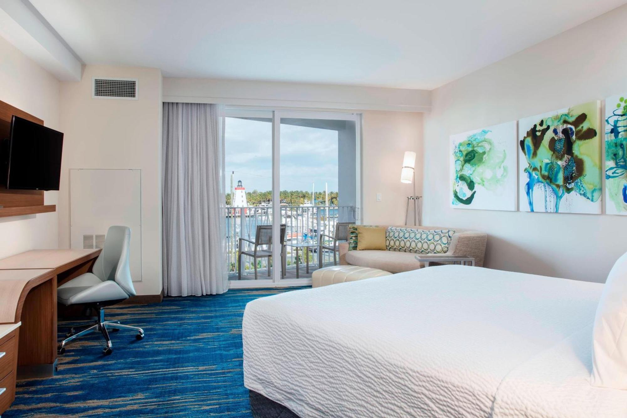 Courtyard By Marriott Faro Blanco Resort Marathon Exterior foto